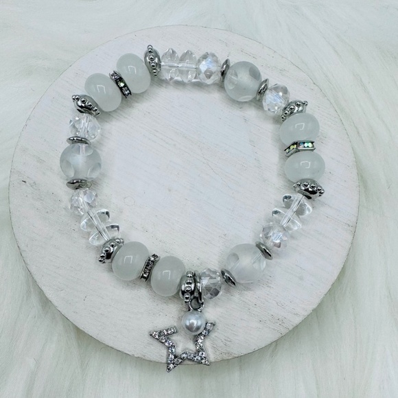 Faux Crystal Beads Beaded Bracelet with Rhinestone Star charm - Picture 4 of 5